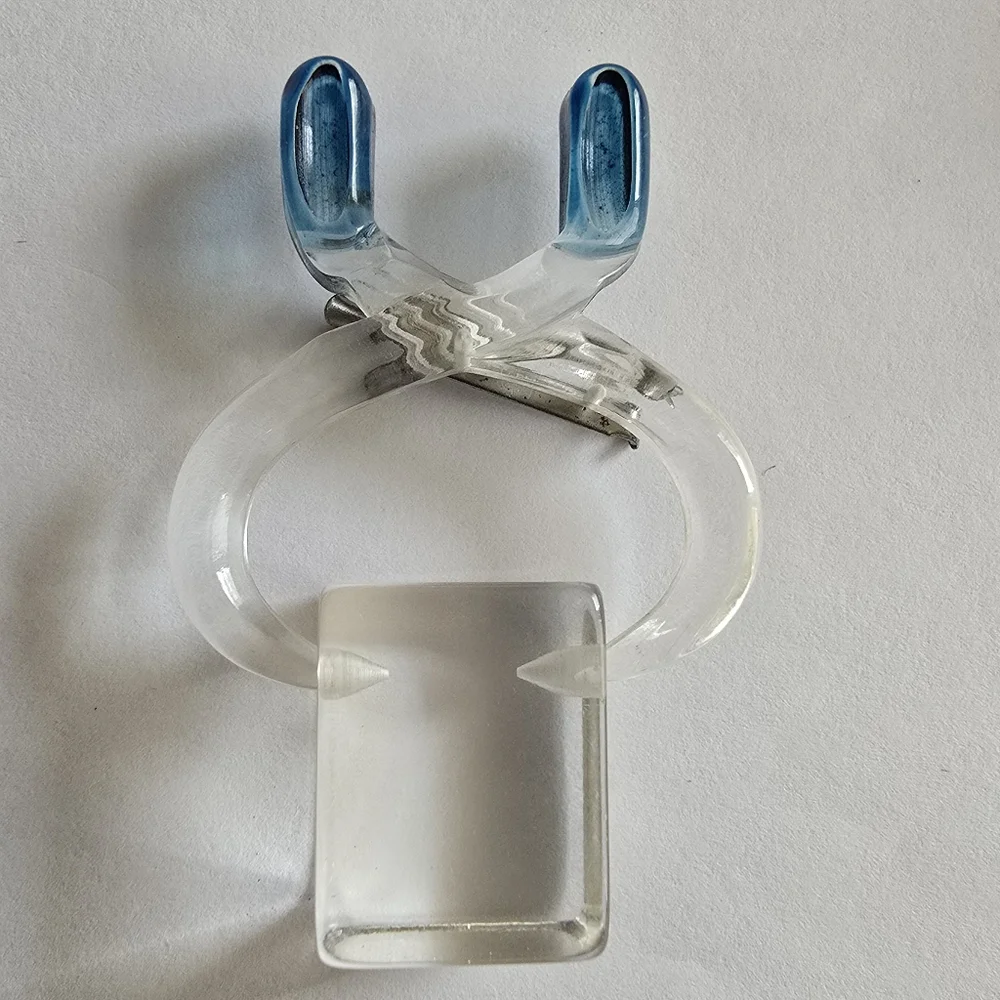 Vintage ice cube brooch Lucite plastic tongs novelty spinner pin blue clear